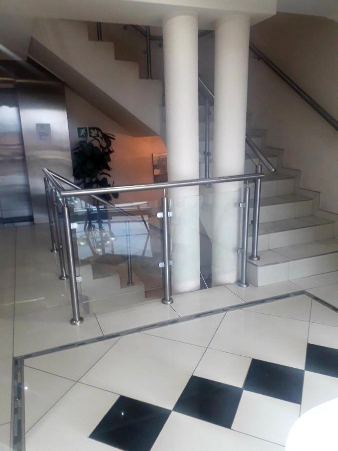 Garden Top Hotel Johannesburg Bagian luar foto