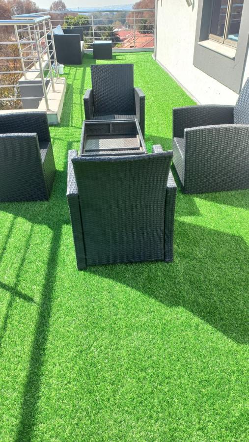 Garden Top Hotel Johannesburg Bagian luar foto